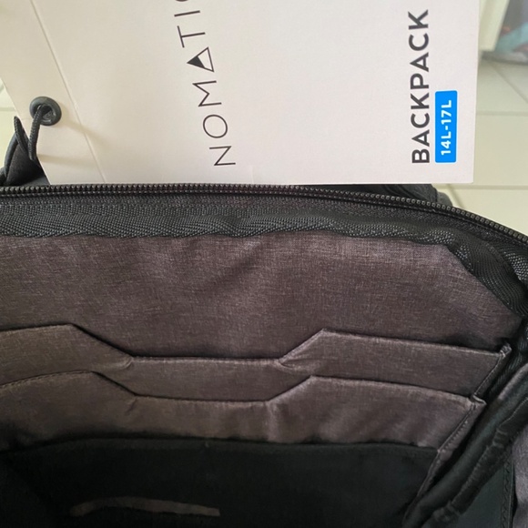 17L Nomatic Backpack - brand new - Picture 12 of 13